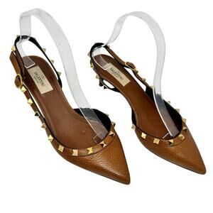 Valentino Garavani Rockstud Slingback Kitten Heel  37.5 Tan Leather Gold Studs